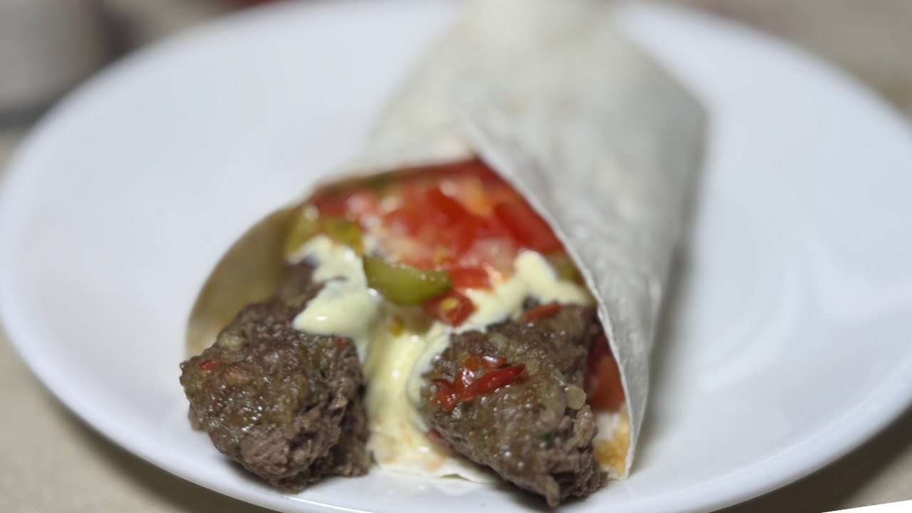 Juicy kebabs in flatbread in 15 minutes / Saftige Kebabs in 15 Minuten