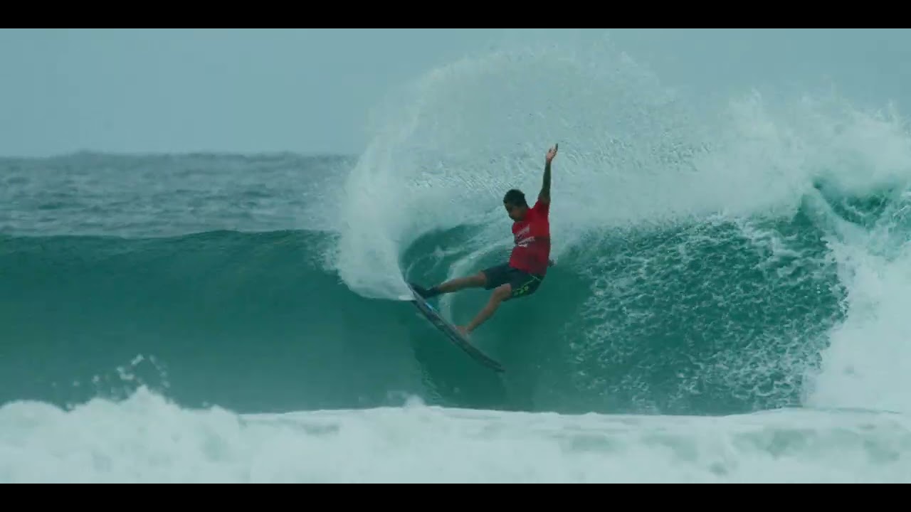 SAMUEL PUPO SNAPPER ROCKS BACK TO BACK FINALS
