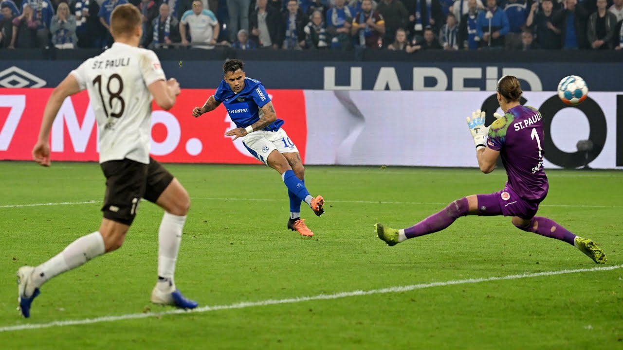 WAHNSIN ICH DREH DURCH WAS IST HIER DEN JETZT LOS 3:2 ZALAZAR DER AUFSTIEG