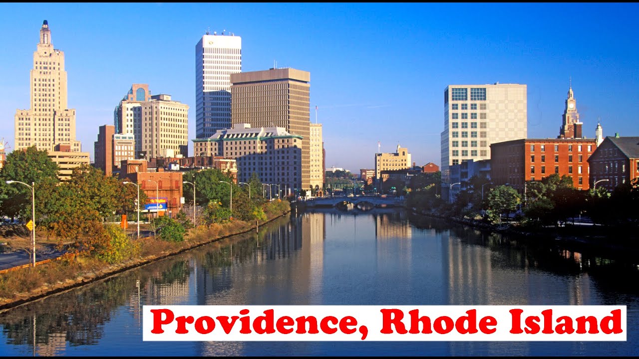 PROVIDENCE, RHODE ISLAND on a rainy day / Driving downtown  (2012)