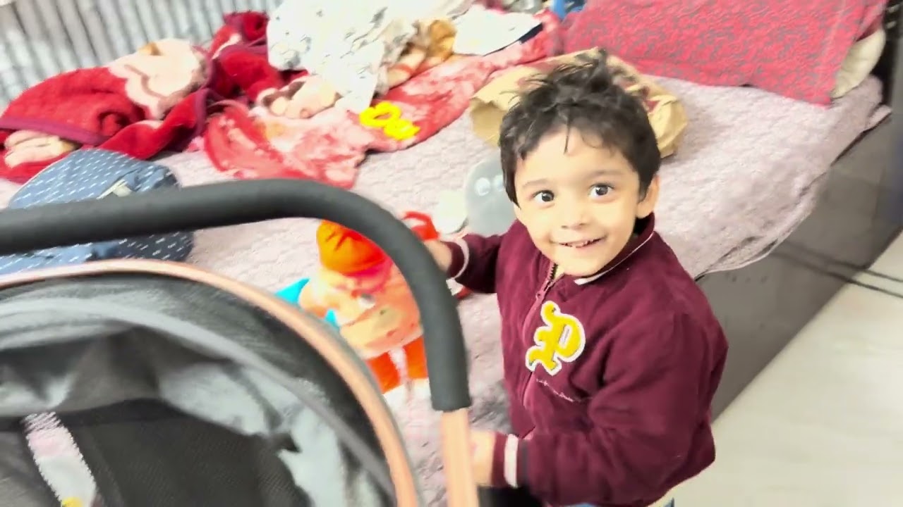 ￼Ivaan ki christmas tree ki 🥳 🎄😘