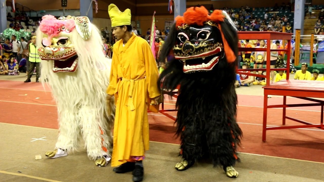 Black & White Beijing Lion Dance