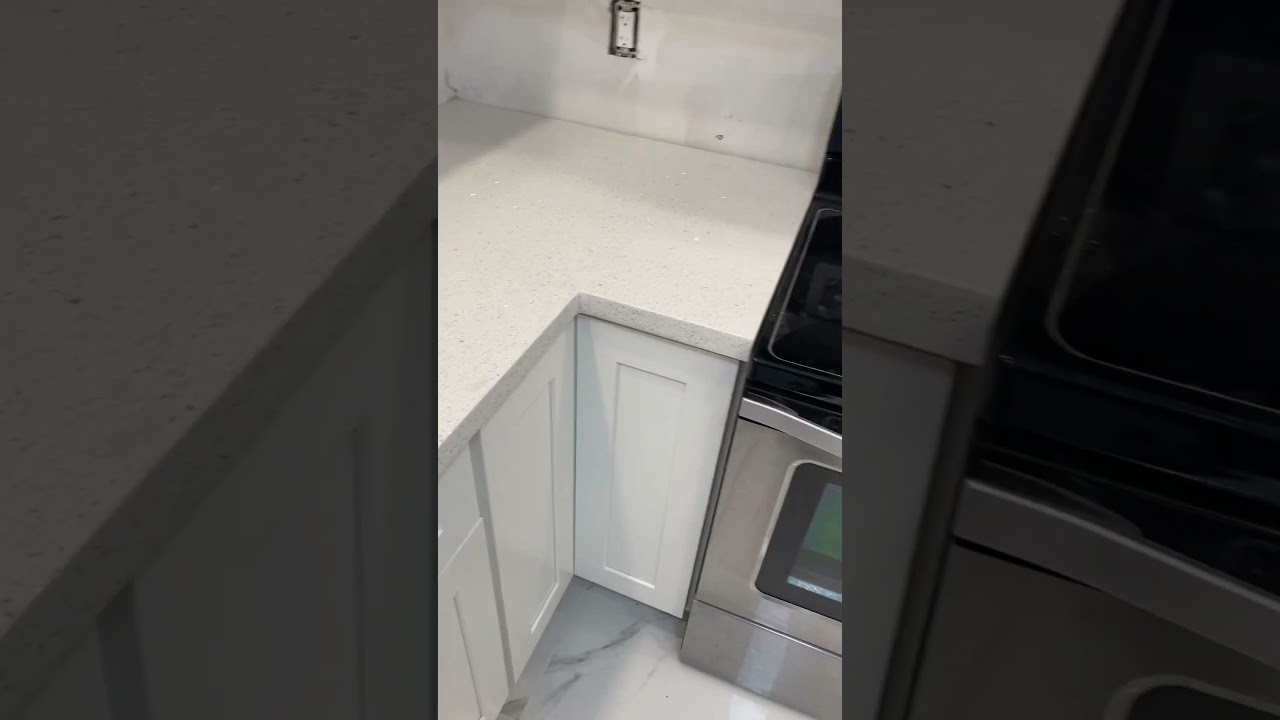 Sparkling white quartz kitchen counter top 😍 #countertops #quartz #smallkitchenideas