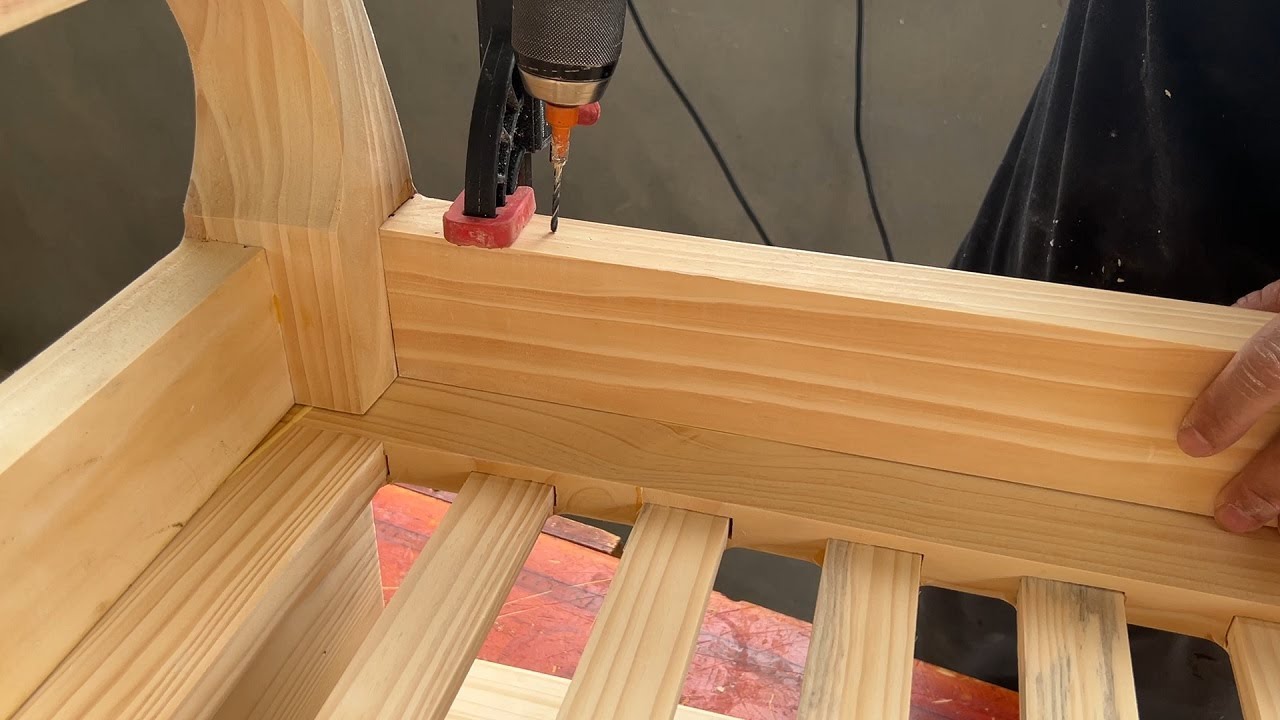 Best Sofa Tables // Amazing Furniture Crafting Ideas