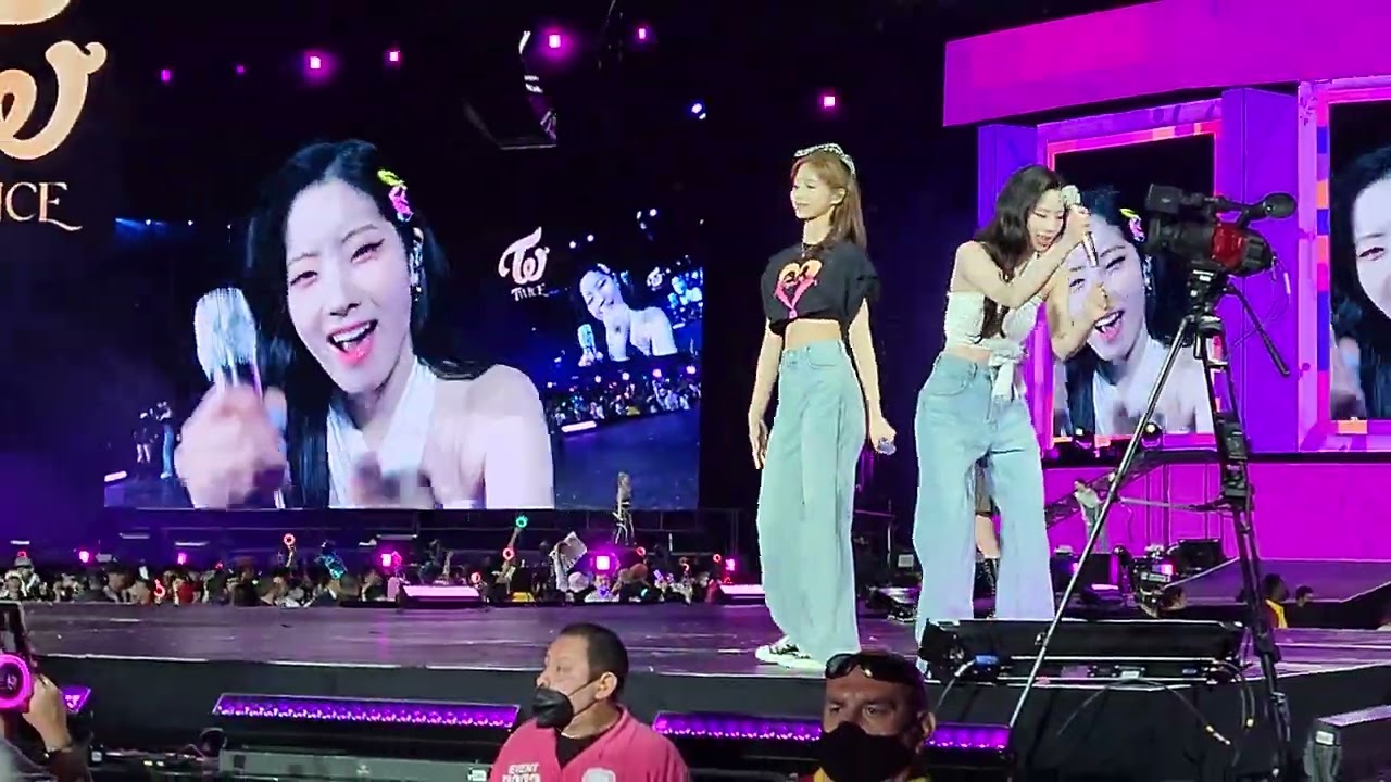 [FANCAM] 220515 트와이스 (TWICE) Concert 4th World Tour III LA Banc of CA Stadium 