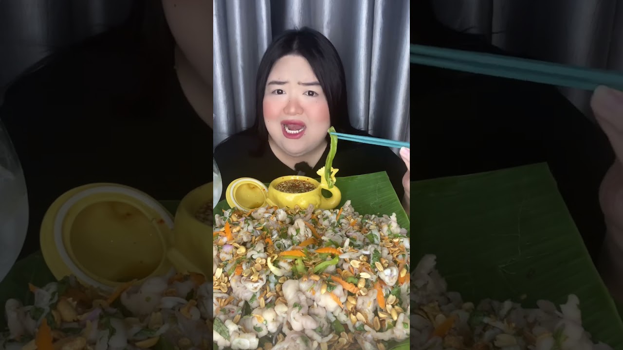 GỎI RAU TIẾN VUA CHÂN GÀ RÚT XƯƠNG VỚI CHỊHEOĐỰC HƠM? #huhoanne #chiheoduc #mukbang #food #eating