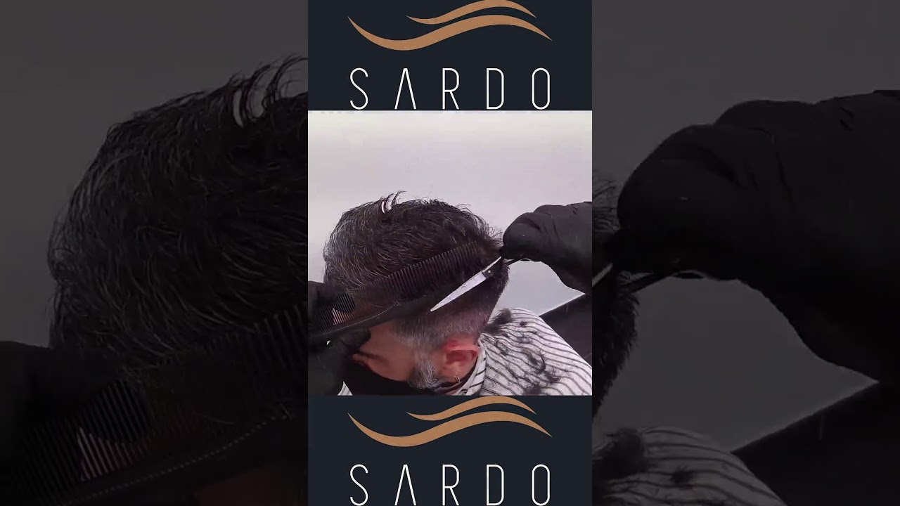Barber Torino - Taglio Uomo con rasoio elettrico - Sardo Parrucchieri