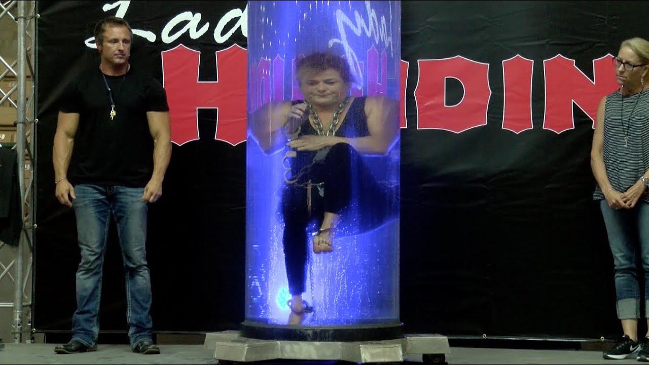 Lady Houdini - Living Illusions Show - 2016 W.C. Fair