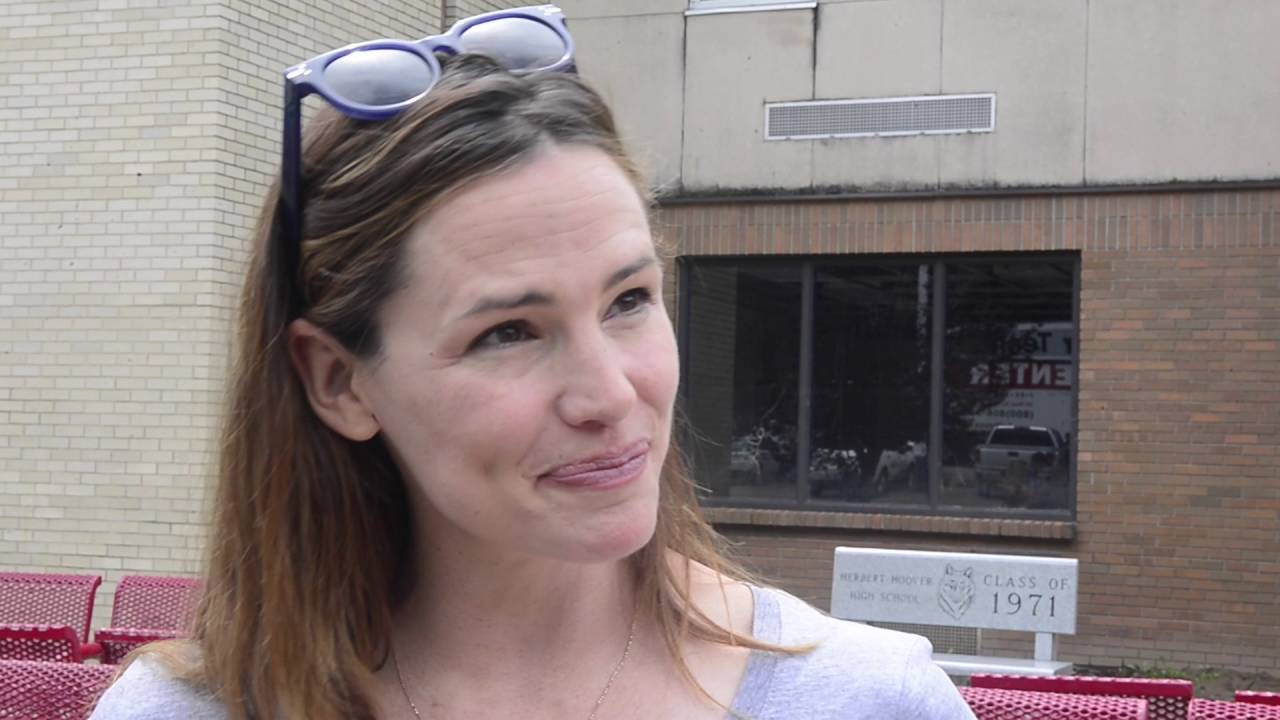 Jennifer Garner Visits West Virginia