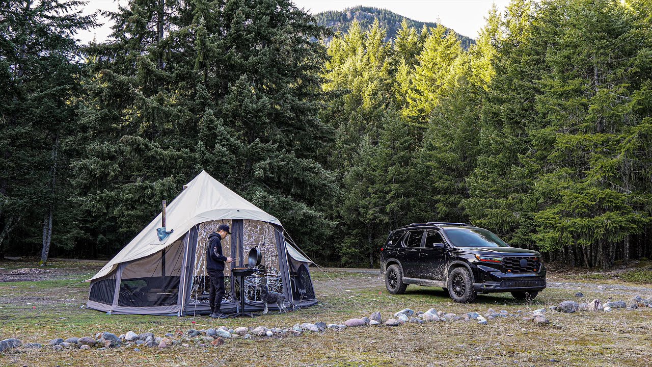 Felt like an Emperor with this Oversized KingCamp Khan 500 Canvas Bell Tent