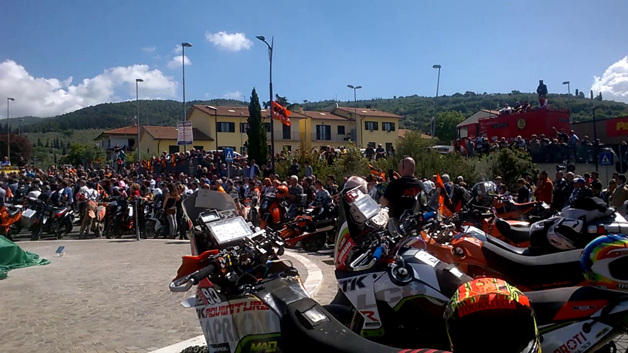 Inaugurazione monumento a  Fabrizio Meoni - Castiglion Fiorentino