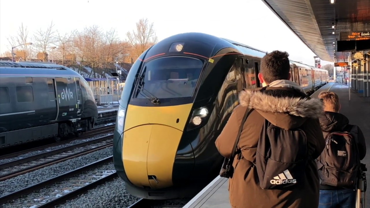 Great Western Railway, Chiltern Railways and CrossCountry Trains at Oxford on February 2nd 2019