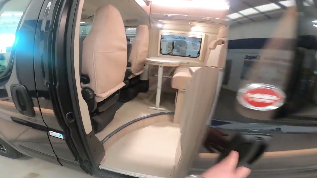 N2023 Elddis Platinum Edition III CV40