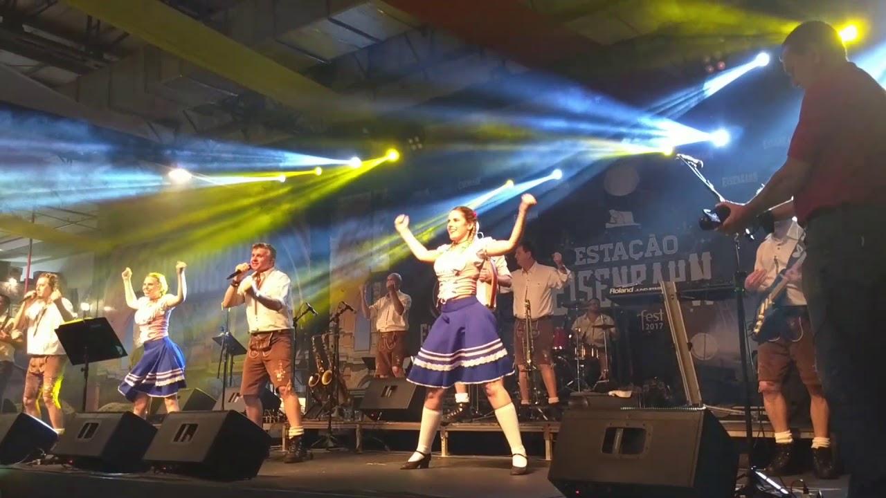 Fliegerlied - Banda Os Montanari - Oktoberfest - Blumenau/SC