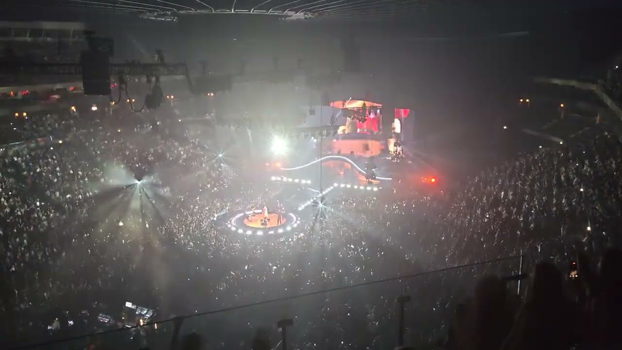 Dua Lipa - Na ostří nože