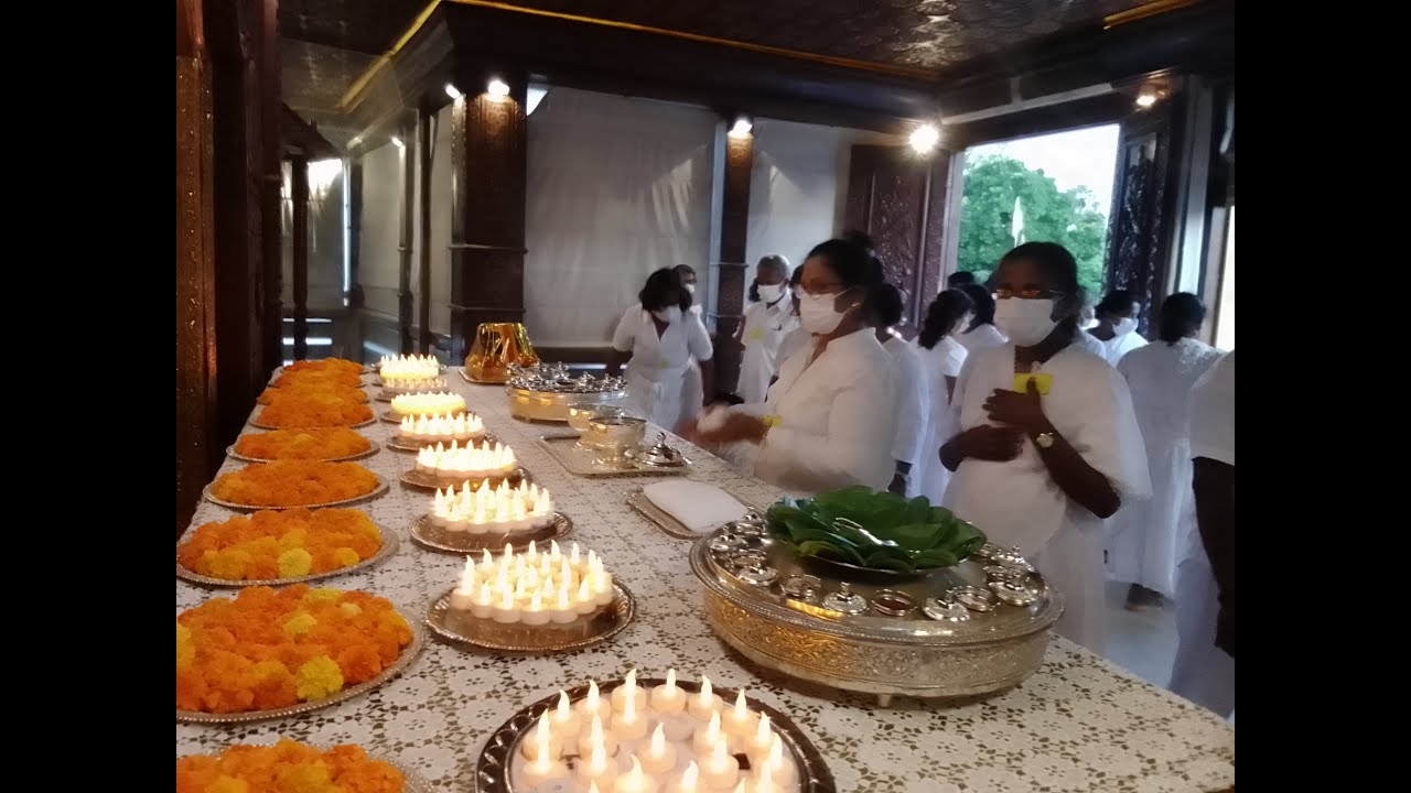 ස්වර්ණමාලී  සෑ රදුන් වෙනුවෙන් පිදෙන මහ මුලුතැන් පූජා බුද්ධ පූජාව