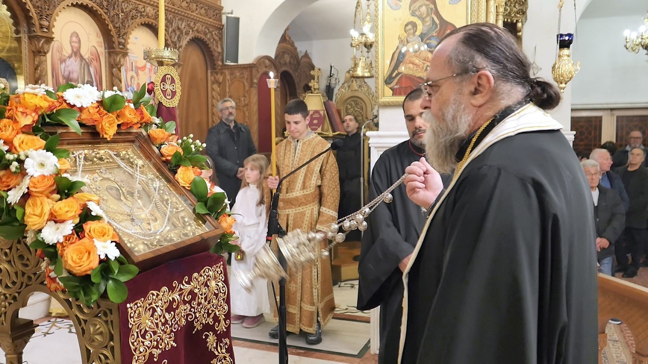 Γ'  ΣΤΑΣΗ ΧΑΙΡΕΤΙΣΜΩΝ , ΥΠΟ ΤΟΥ ΙΕΡΟΚΗΡΥΚΟΣ ΤΗΣ ΜΗΤΡΟΠΟΛΕΩΣ ΜΑΣ,  ΠΑΝΟΣ. ΑΡΧΙΜ. π. ΘΕΟΚΛΗΤΟΥ ΜΕΝΤΗ.