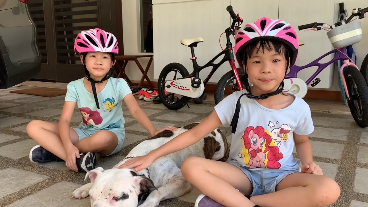 7 year old twins | Learn to ride a bicycle without training wheels