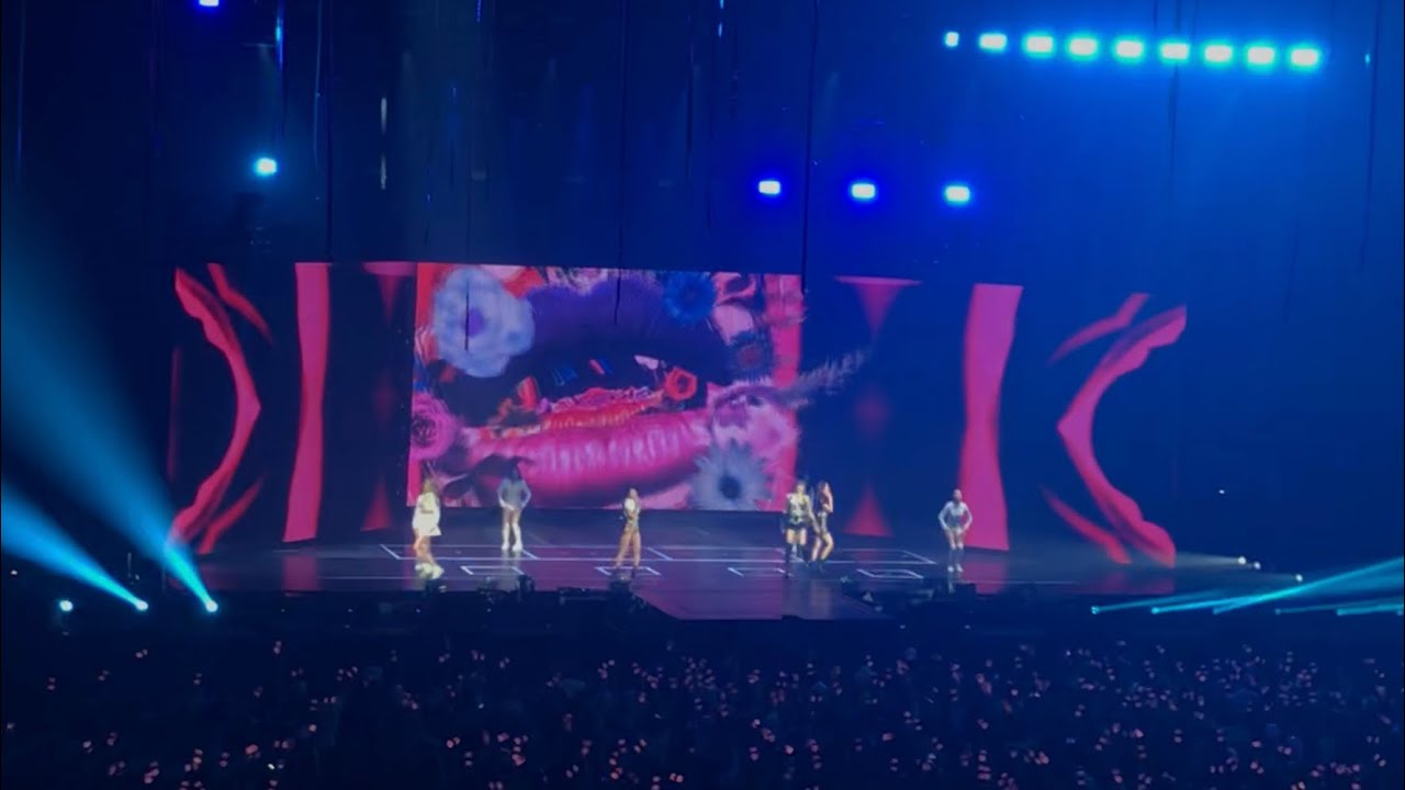 As If It’s Your Last @ BLACKPINK Paris Zénith Arena