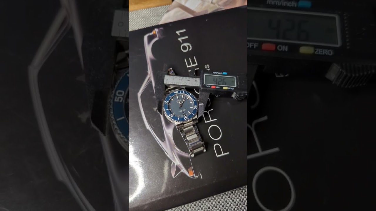 Oris Aquis blue. 43mm measurements