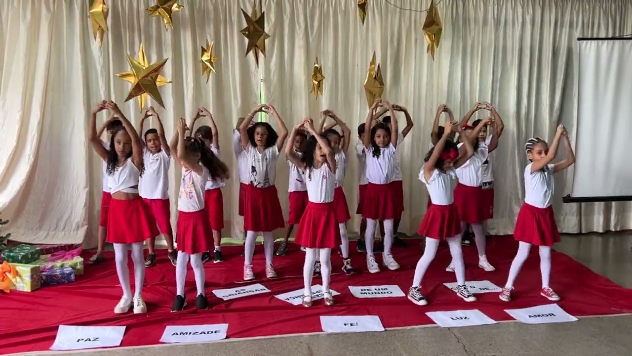 Apresentação de Final de Ano na Escola. Dezembro de 2022