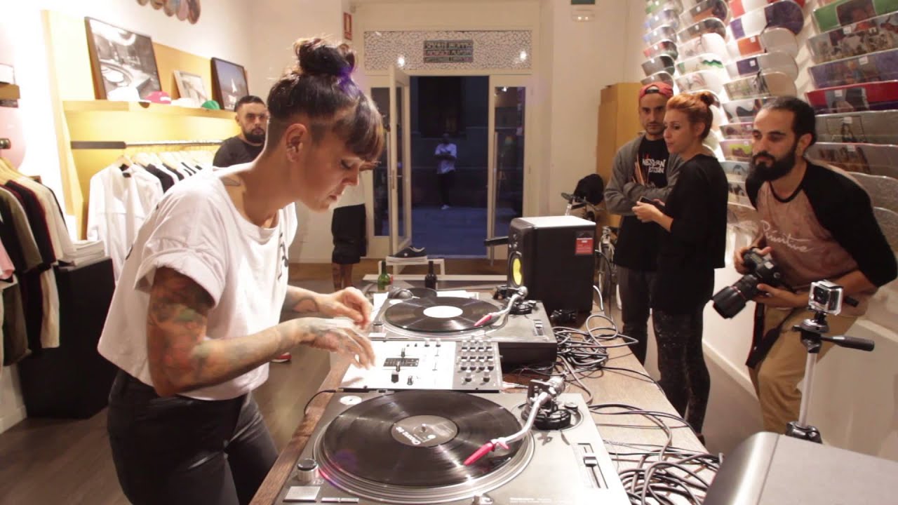 VIRGINIE @ FTC Barcelona Pure Vinyl set