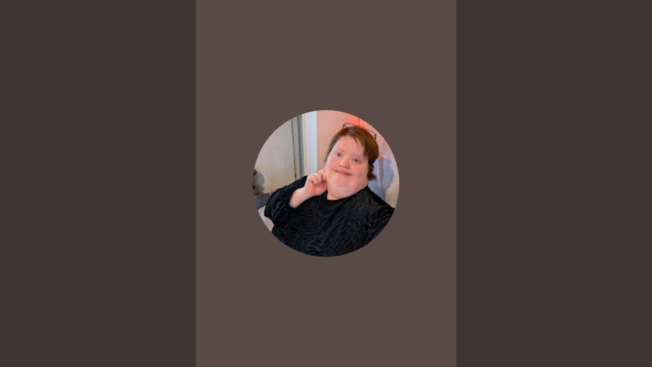 JessicaReddersOffical is live!