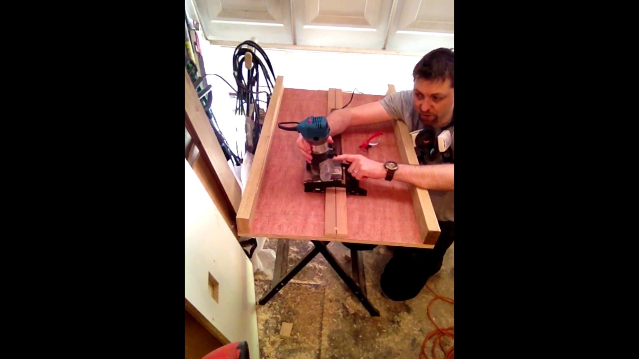 How to radius a guitar fretboard with a router jig