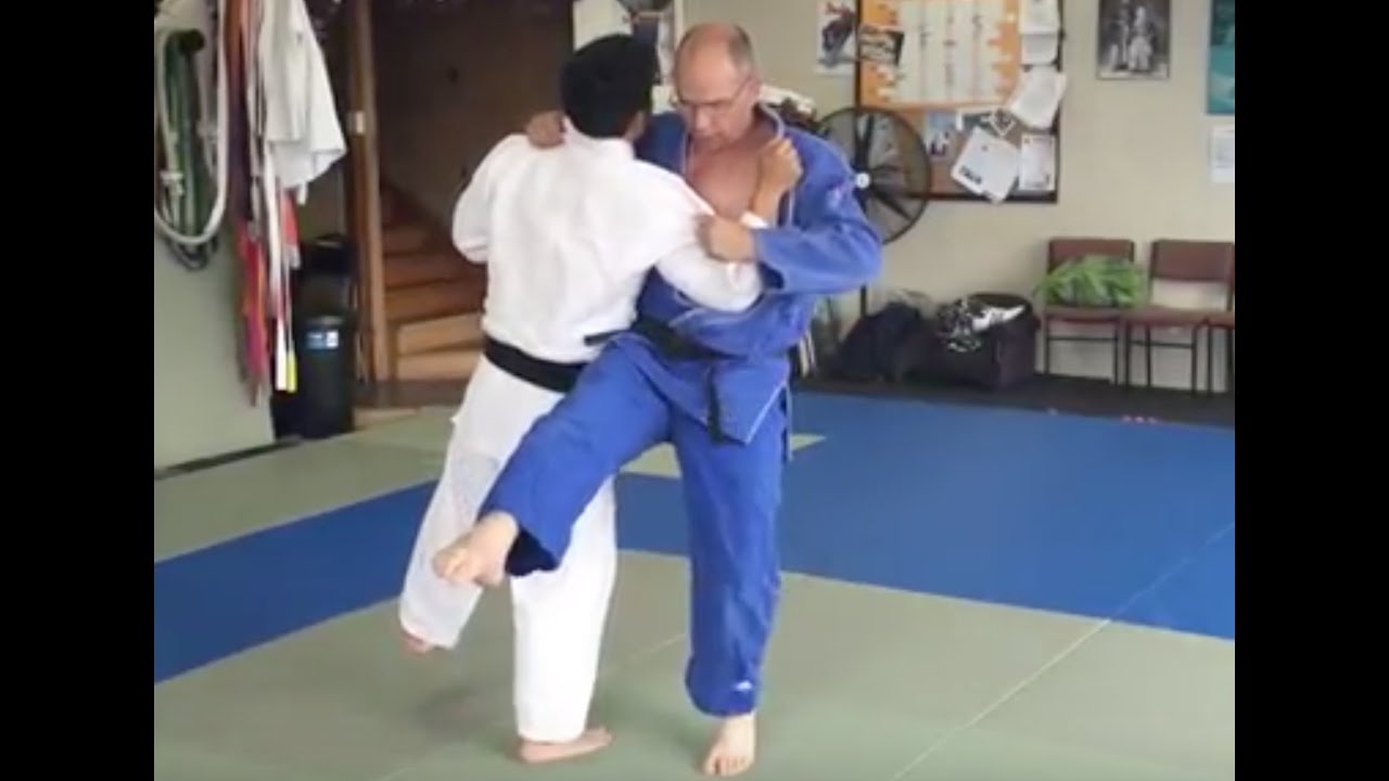 Osoto Gari  大外刈    Major Outer Reap TECHNIQUE study video