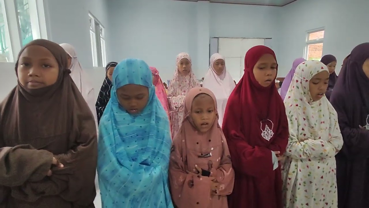 Praktik sholat jamak+qoshor kelas 4 MI Mambaul hikmah tegalwangi 2025/2026
