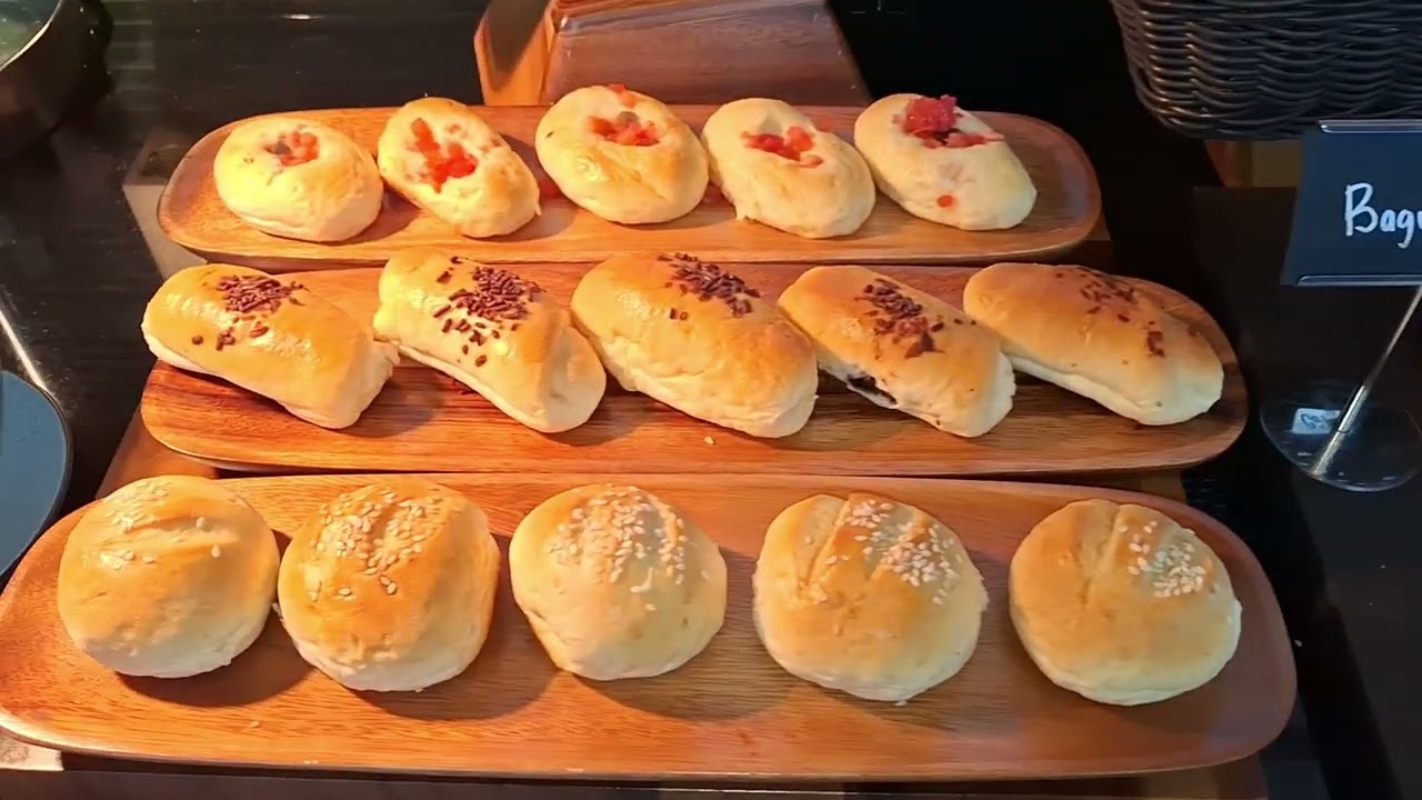 BUFFET BREAKFAST AT ALOFT JAKARTA KEBON JERUK