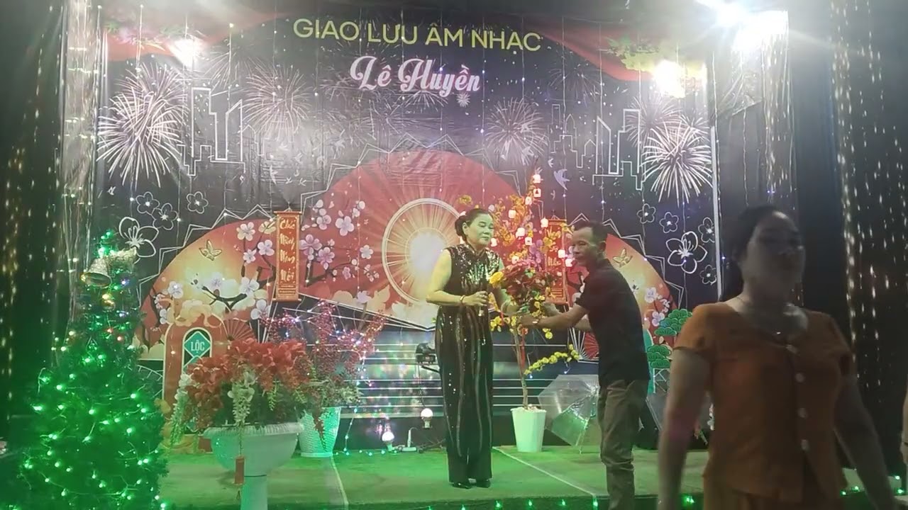 CK: CHUYỆN PHIM BUỒN __TB:: MỘNG THÙY 