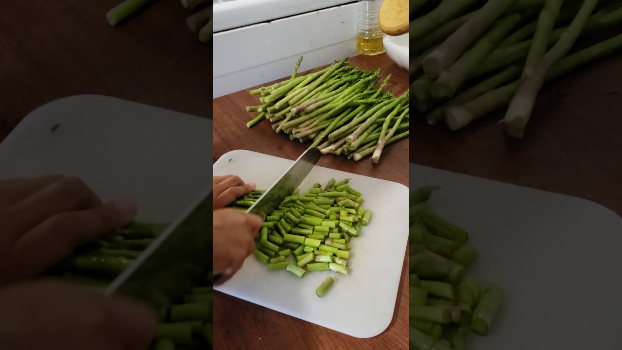 Espárragos con huevos