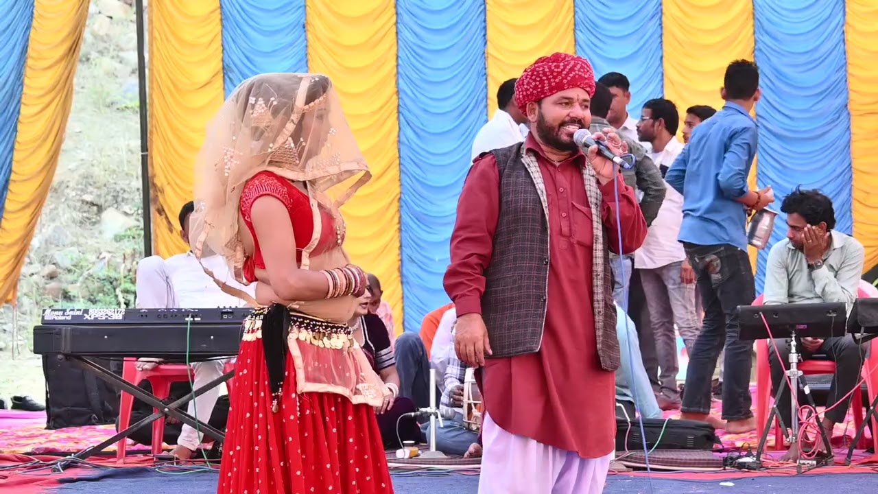 Gayak kaviGirraj Lalwadi