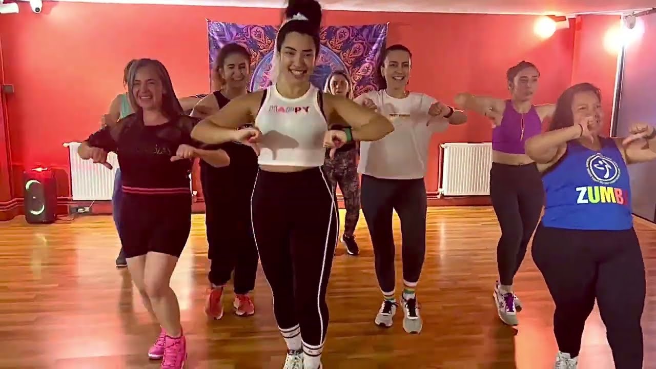Chayanne - Como T&uacute; y Yo Simple Zumba Choreography for YOU!