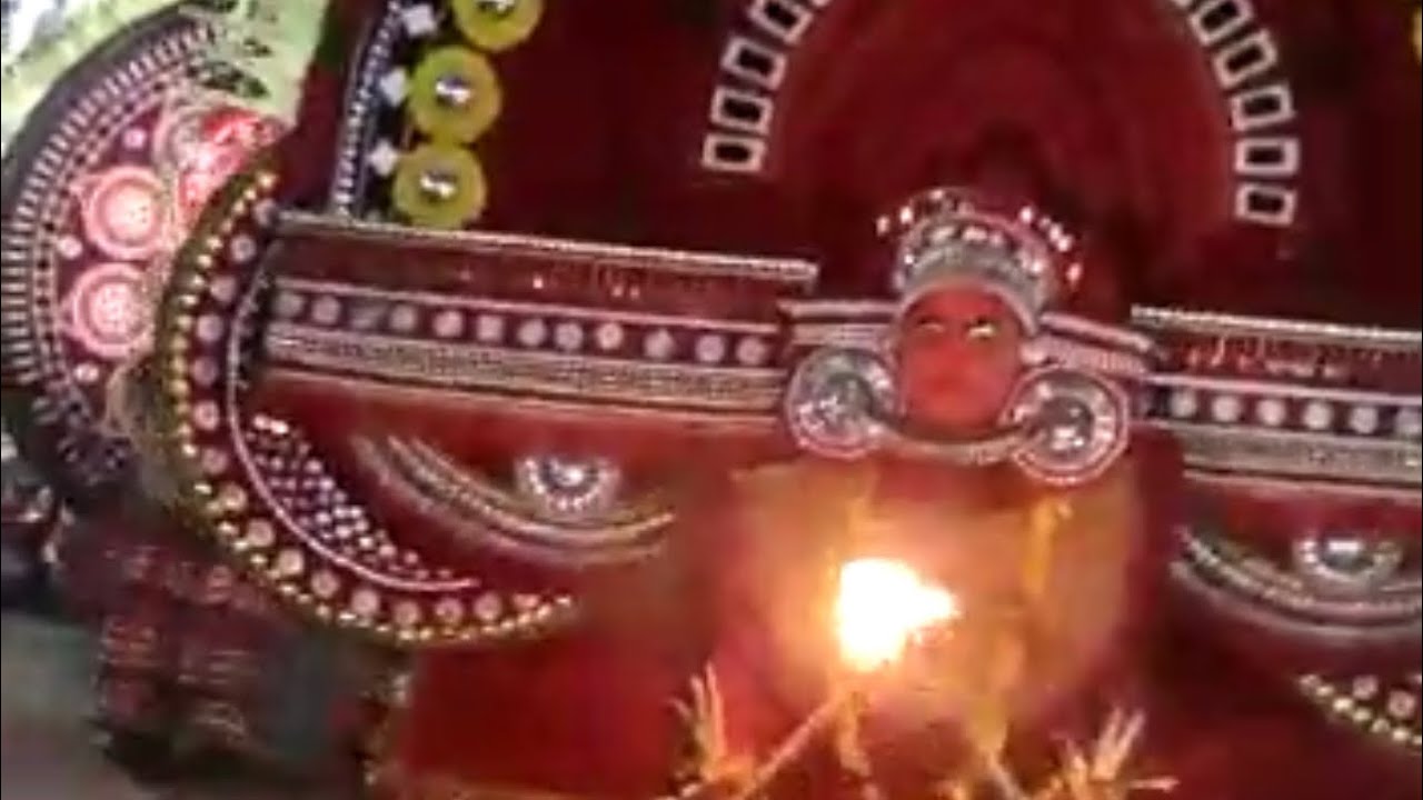 Traditional festivals kumbabarani ponnani kadavanadu malappuram theyyamshinkarimelam