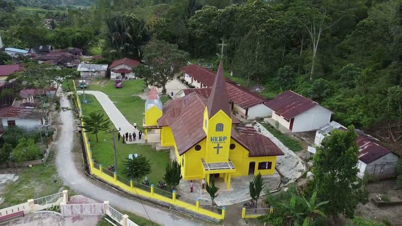 Sejarah gereja HKBP Sampuran, Ressort Paindoan Pohan - Distrik XI Toba Hasundutan