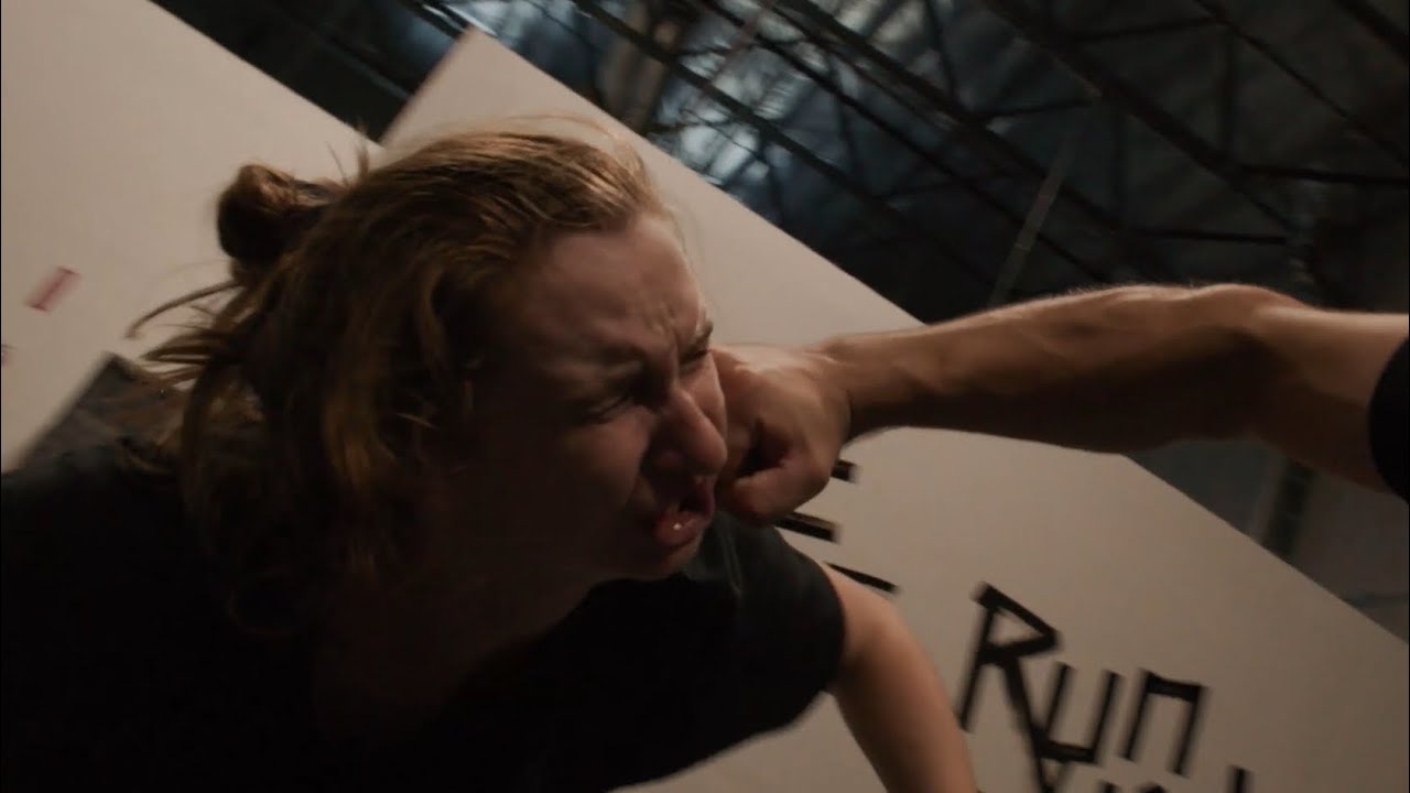 RED Komodo-X | Voigtlander 12mm F5.6 (Anime Style Fight)