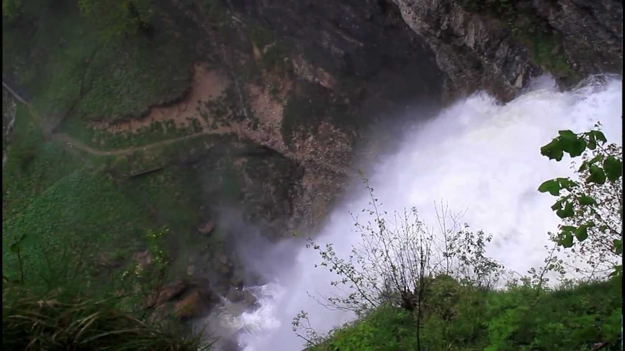 World of Waterfalls: Grand Saut (Cascades du Herisson)
