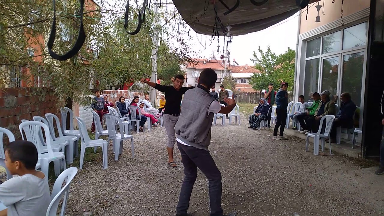 Karapınar mahallesi roman show