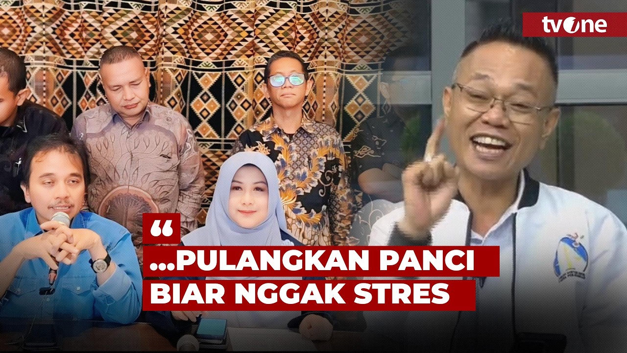 Momen Ade Darmawan Sindir Pedas Refly Harun Pakai Pantun | tvOne