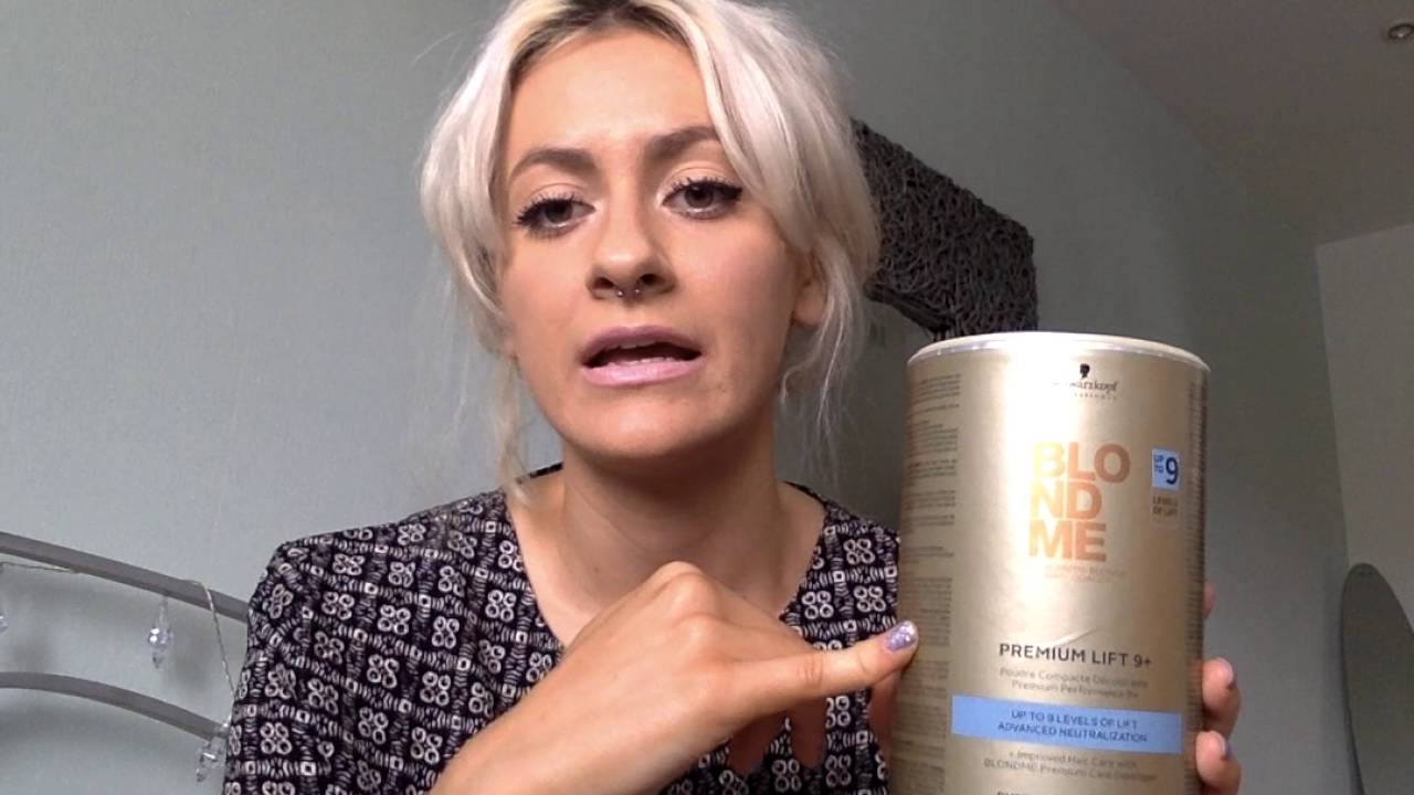 How I Bleached My Hair At Home /// Brown To Platinum Blonde /// How To Dye Your Hair Pink