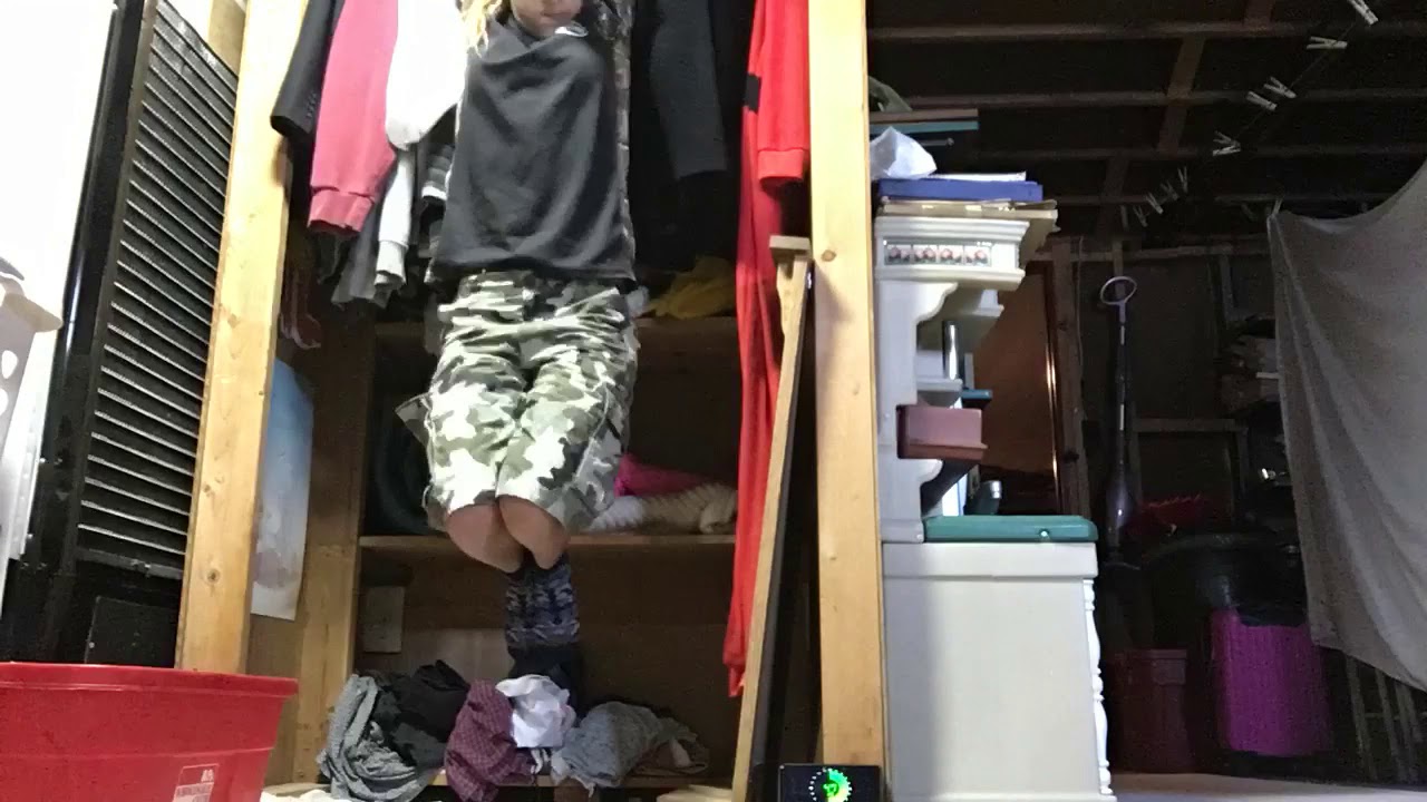 Hang 100 seconds get $100