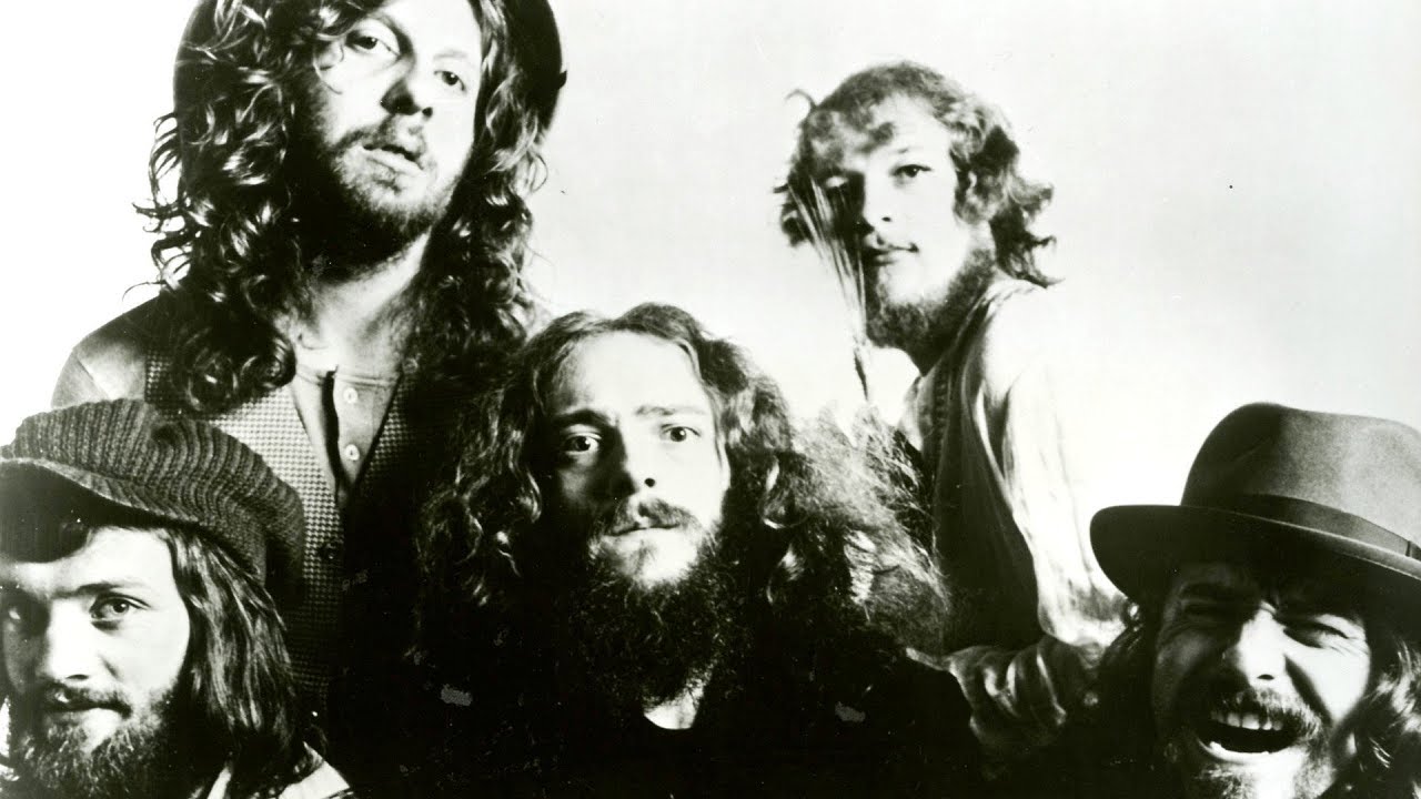 Jethro Tull ~ Bungle in the Jungle (1974)