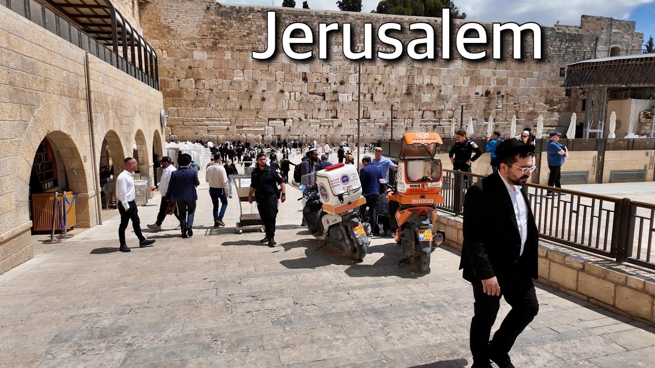 A walk through the Old City. The atmosphere at the Western Wall Plaza