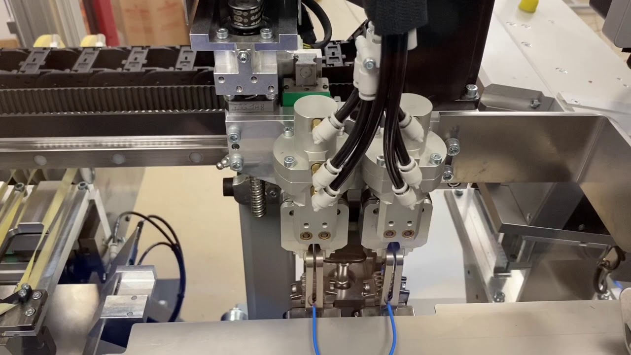 Komax Zeta in actie bij KAN