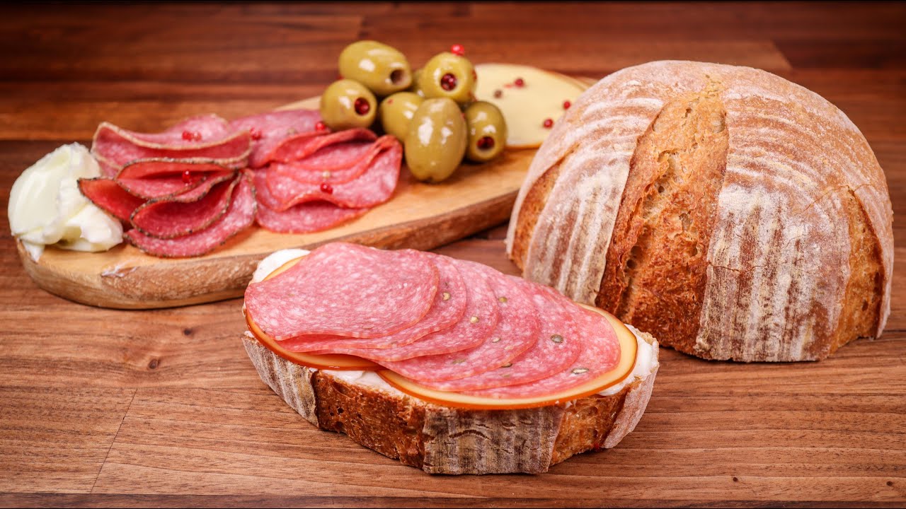 This Tuscan Bread Contains No Salt, But It's Super Tasty | Pane Sciocco