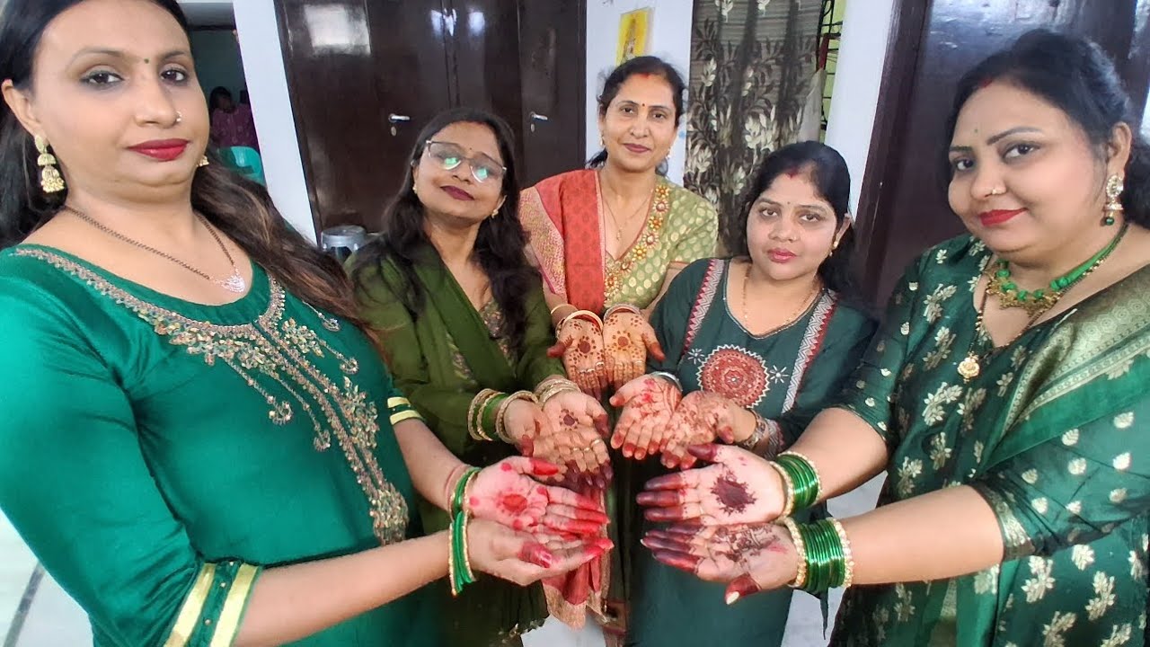 Mehndi hai Rachne Wali......🧿5.beauties in 1frame..😍I hope u like it .......wedding the season h🎊🤩