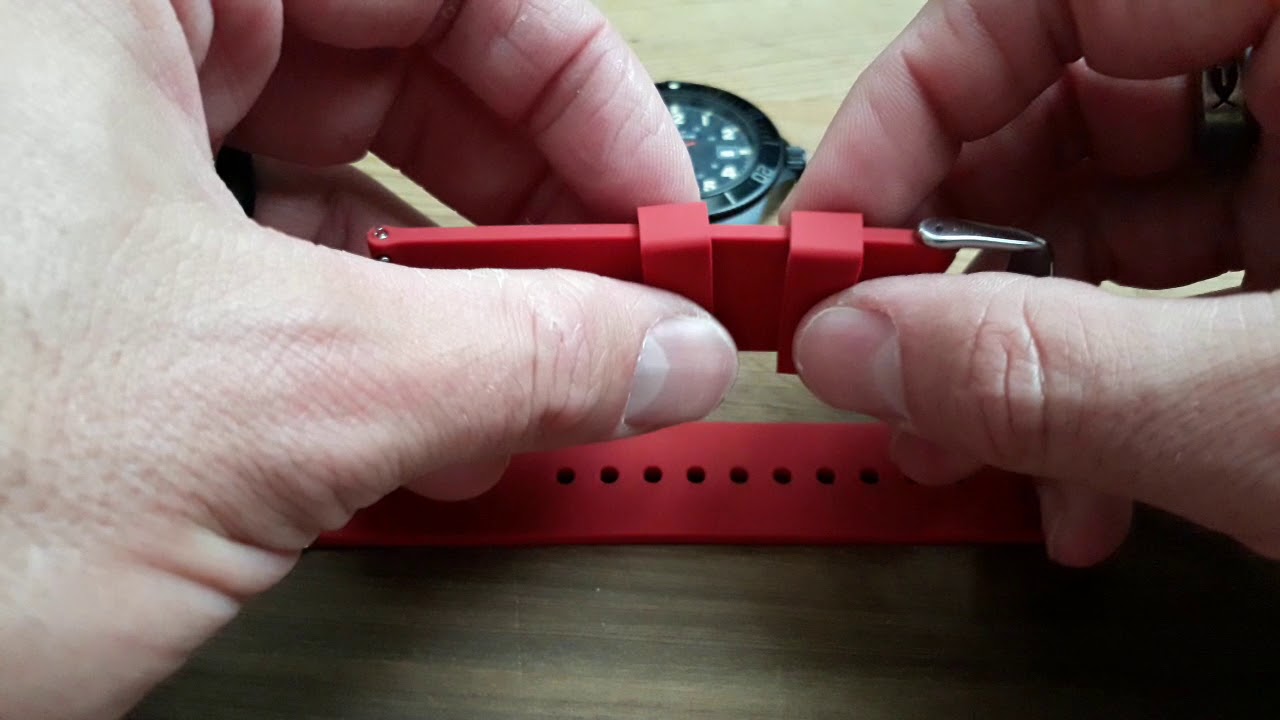 Archer silicone quick change watch strap.