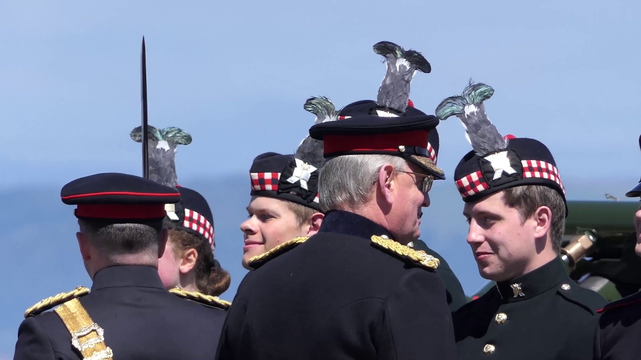 6 of 6 - Edinburgh Castle - Duke of Edinburgh Birthday - 21 guns salute 10-JUN-19 [4K/UHD]
